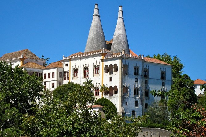 Sintra, Pena Palace, Cabo Da Roca Coast & Cascais Full Day Tour: - Directions