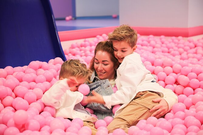 Skip the Line: Youseum Westfield Mall of The Netherlands Ticket - Overview and Location