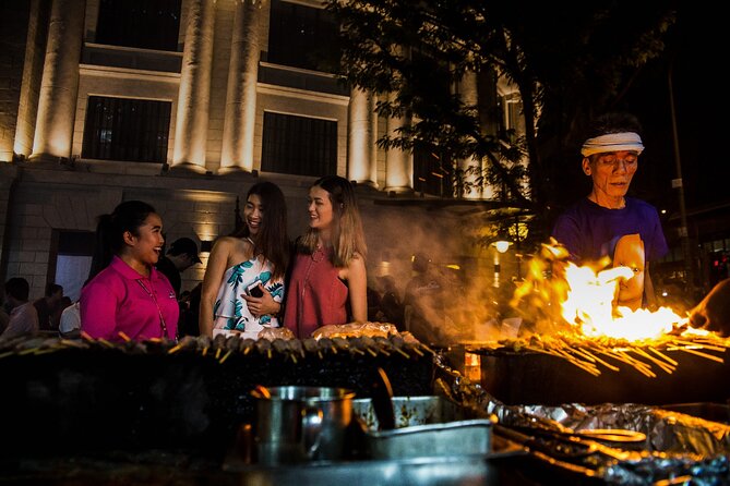 Small Group: Singapore Street Food & Night Tour - Meeting Point and Age Requirement