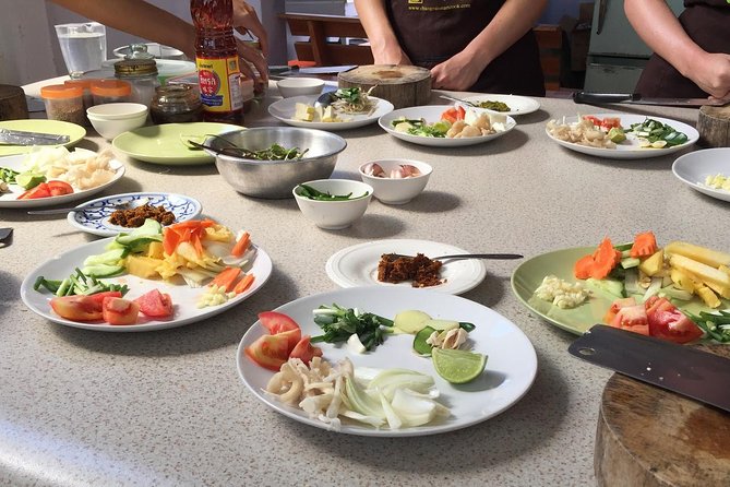 Small-Group Smart Thai Cooking Class in Krabi - Pricing and Booking Information