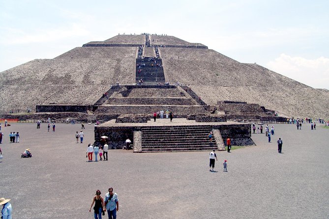 Small Group: Teotihuacan Pyramids and Shrine of Guadalupe With Lunch - Tour Highlights