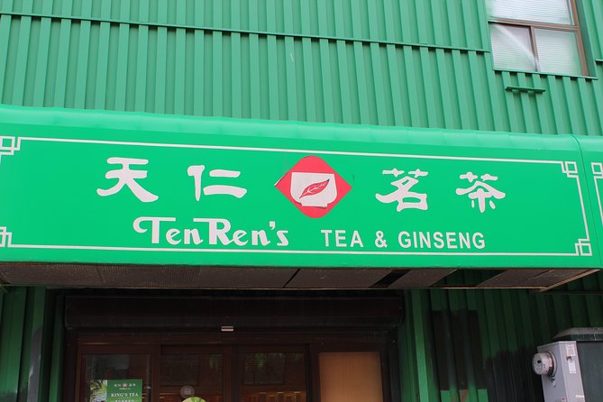 Small-Group Toronto Kensington Market and Chinatown Walking Tour - Review Example 1