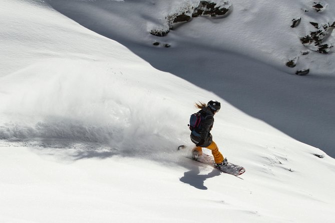 Snowboard and Ski Lessons - Meeting and Pickup