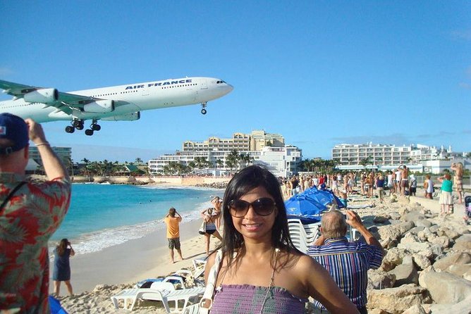 St Maarten Shore Excursion: Orient and Maho Beach Half-Day Tour - Beach Amenities