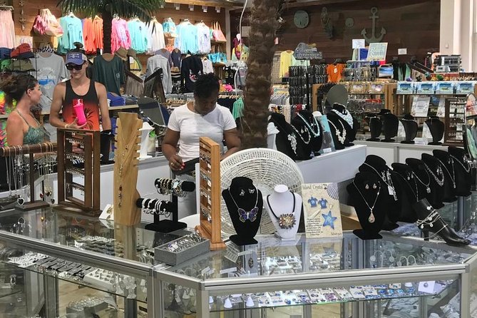 St. Thomas Shopping and Sightseeing Tour  - St Thomas - Meeting and Pickup Information