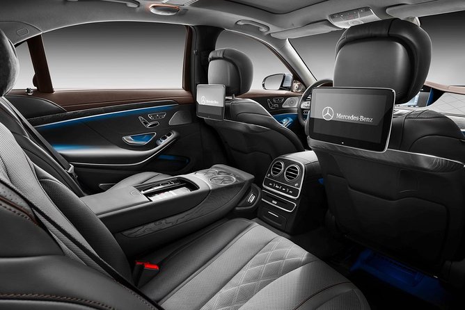 Stockholm Airport Transfers : Airport ARN to Stockholm City in Luxury Car - Benefits of Luxury Car Transfers