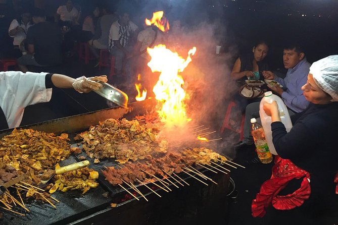 Street Food & Old Taverns Tour in the Historic Center of Lima - Tour Pricing and Booking