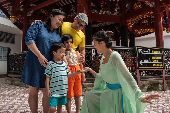 Streets Alive Singapore Walking Tour (Chinatown Edition) - Whats Included in the Streets Alive Singapore Walking Tour