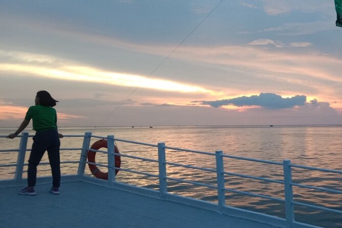 SUNSET Boat Trip-Seafood BBQ Dinner on Cruise-Night Squid Fishing - Inclusions