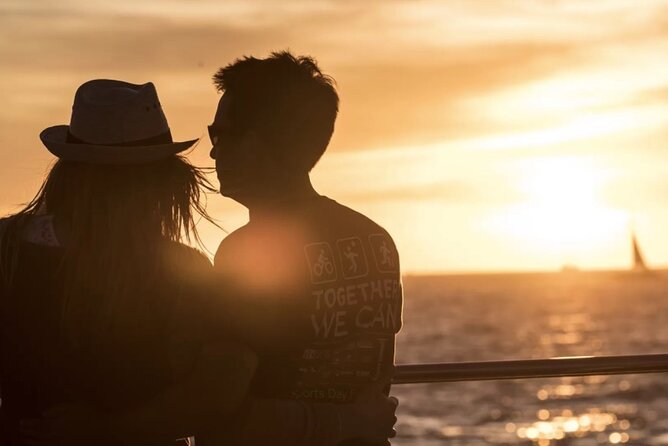 Sunset Dinner Cruise in Los Cabos - Pricing and Guarantee