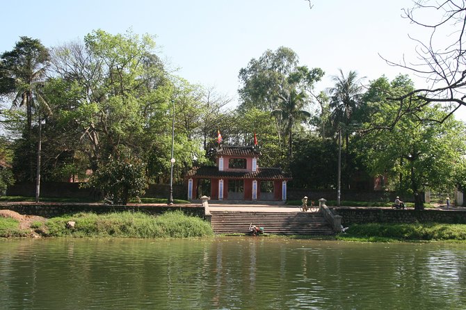 Sunset on Perfume River and Ancient Hue City Tour by Bike - Cancellation Policy