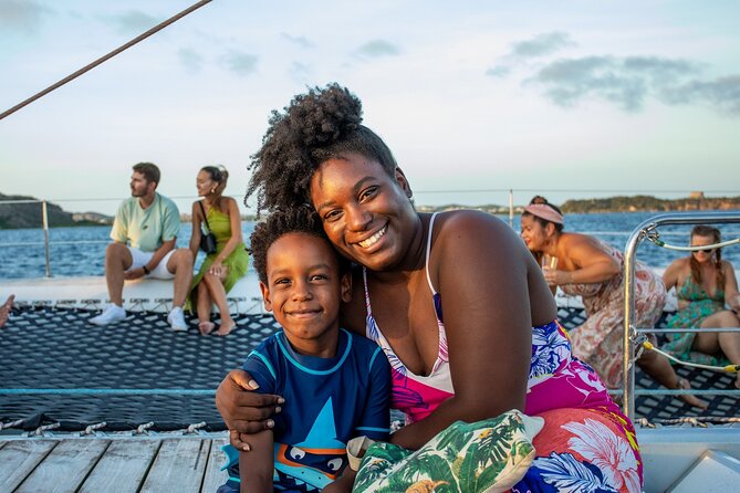 Sunset Sailing Cruise With Premium Drinks and Bites - Experience Highlights