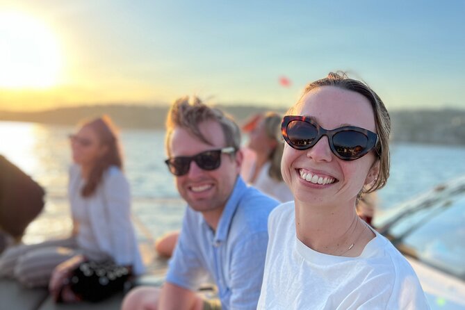 Sunset Yacht Cruise With Music and Wine - Cruise Highlights