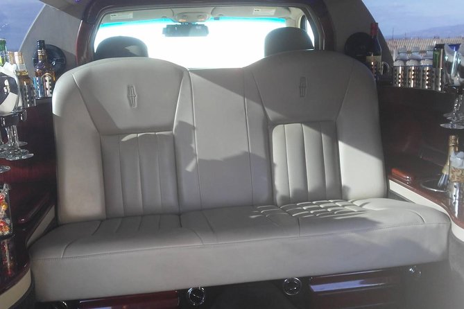 Super Custom Dual Bar Limo With Tour Guide 6-Hour Los Angeles Private Tour!! - Luxury Private Limousine for a Personalized Tour