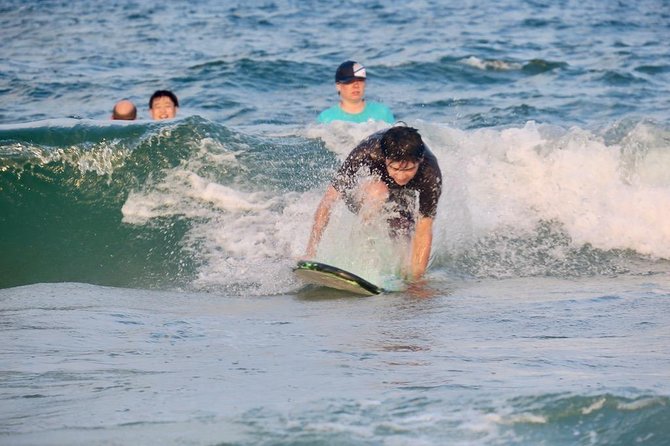 Surf Lessons - Surf Lessons Location