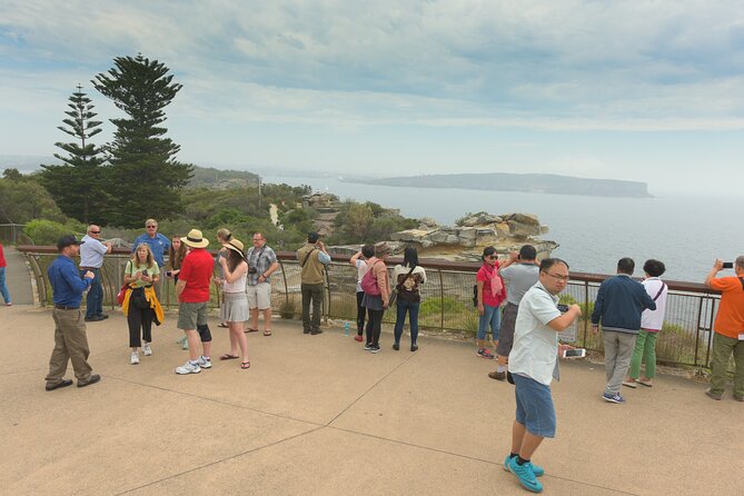 Sydney Combo: Morning Sightseeing to Bondi & Harbour Lunch Cruise - Exploring Sydneys Iconic Landmarks