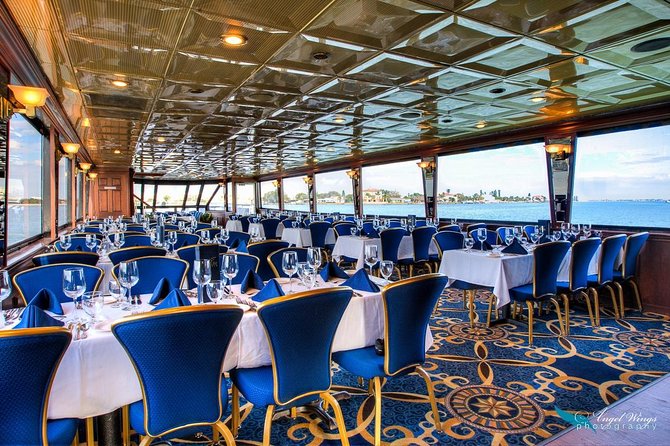 Tampa Bay Sightseeing Cruise From St. Petersburg With Lunch  - St Petersburg - Cruise Details