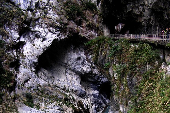 Taroko Gorge 1 Day Private Tour - Tour Duration and Inclusions