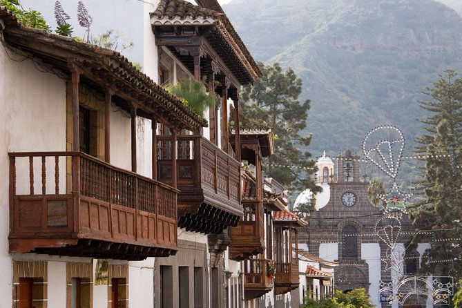 Teror and San Mateo Markets - Overview of Teror Market