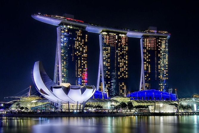 The Civic District With Singapore Boy Hossan Leong: a Self-Guided Audio Tour - Exploring Historical Landmarks