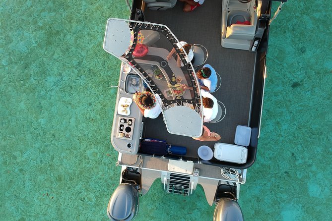 Toa Boat Bora Bora Private Lagoon Tour On Entertainer Bar Boat - The Sum Up