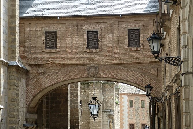 Toledo Private Walking Tour With a Professional Guide - Expertly Guided Historical Exploration
