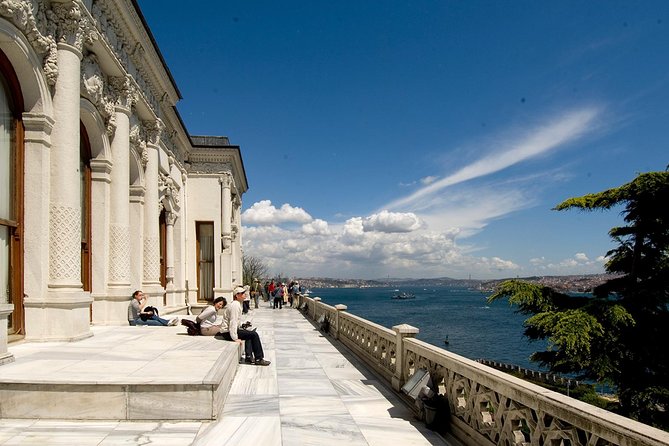 Topkapi Palace and Harem Guided Tour With Skip-The-Line Tickets - Tour Details and Benefits