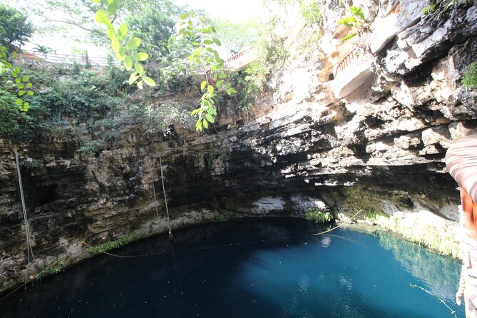 Valladolid Collective Tourist Transport Chichen Itza & 2 Cenotes - Meeting and Pickup Information