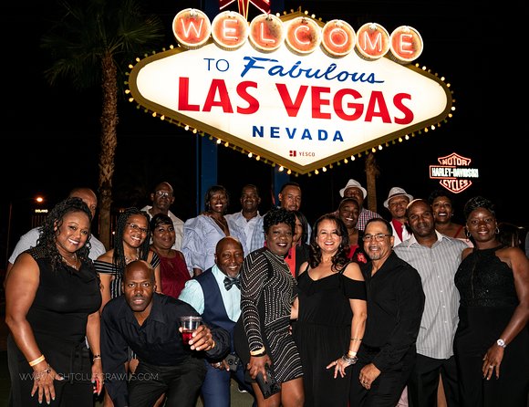 Vegas Nightclub Crawl by Party Bus W/ EZ Entry & Free Drinks - Pricing and Booking Details