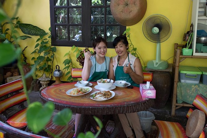Vegetarian Organic Thai Cooking Class and Market Tour in Phuket - Pricing and Booking