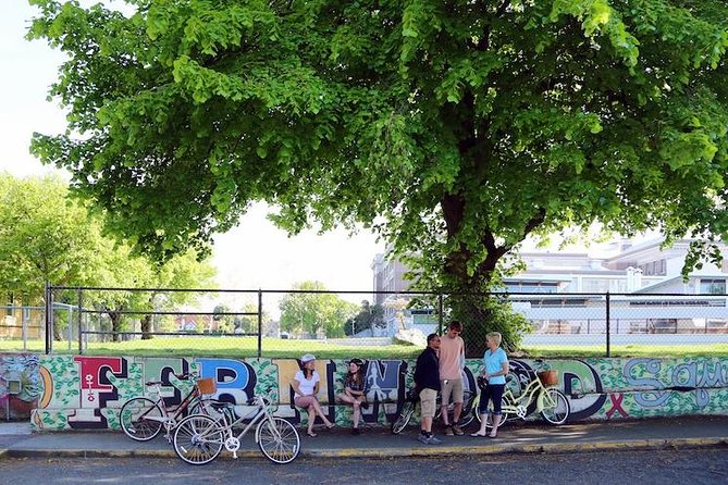 Victoria Shore Excursion: Castles, Hoods & Legends - Bike Tour - Pricing and Booking