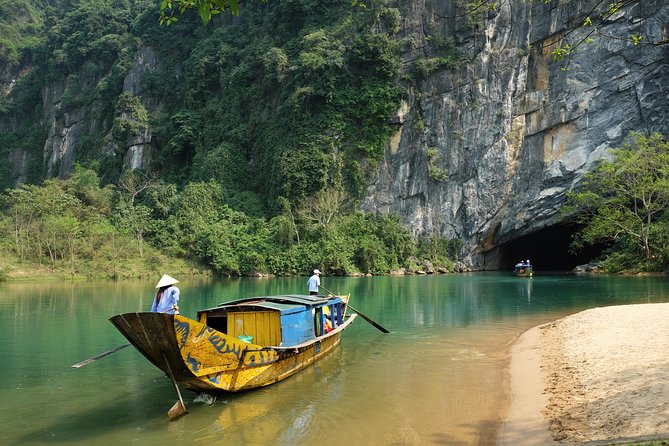 Vietnam DMZ and Phong Nha Cave Private Day Trip - Itinerary Overview