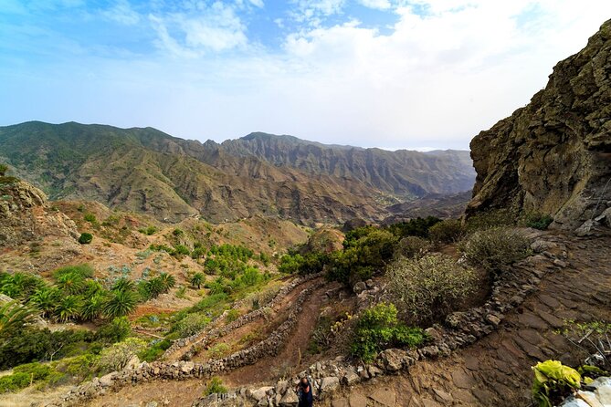 VIP Guided Tour of La Gomera With Garajonay Park and Lunch - Booking and Reservation Information