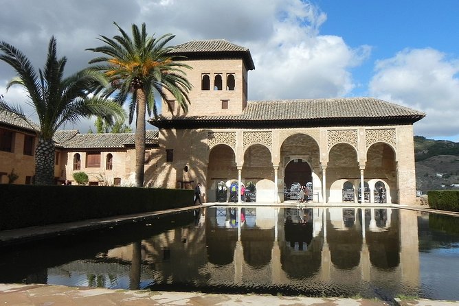 Virtual Self-Guided Tour of Alhambra Palace (No Tickets Included) - Benefits of Choosing a Virtual Tour
