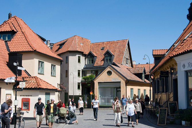 Visby Private Transfer From Visby City Centre to Visby Airport - Overview
