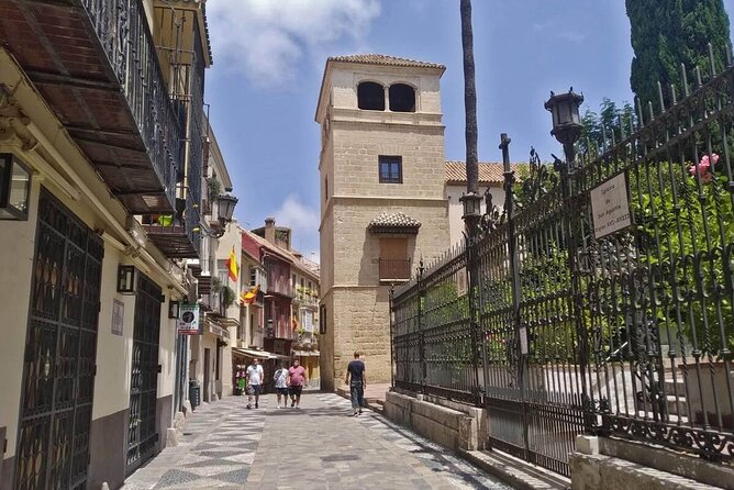 Visit the Picasso Museum With an Accredited Guide - Understanding Cubism and Picassos Style