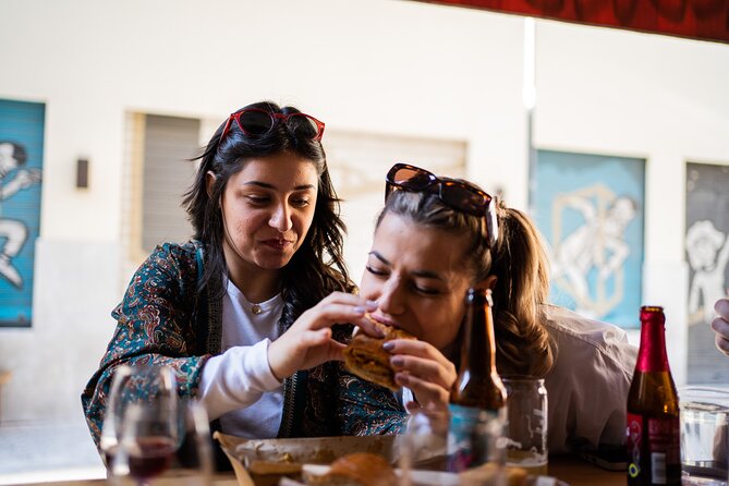 Waking Tour in Athens: Craft Beers and Street Food - Sampling Local Street Food Delicacies