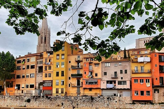 Walking Tour in Girona History and Gastronomy With Tasting - Tour Overview
