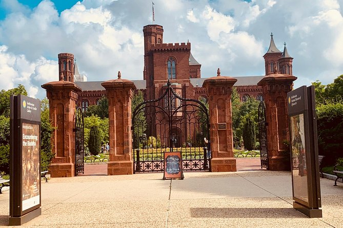 Washington DC City Guided Tour in Private Luxury Vehicle - Convenient Pickup Options for Every Traveler