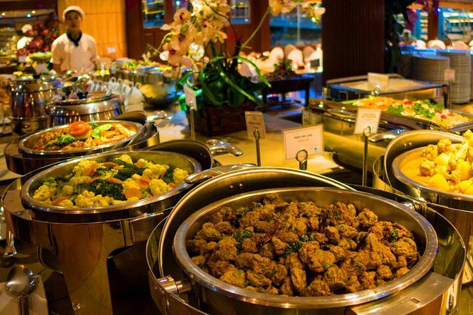 White Orchid Dinner Cruise in Bangkok With Pick-Up & Live Music (Sha Plus) - Highlights of the Cruise Experience
