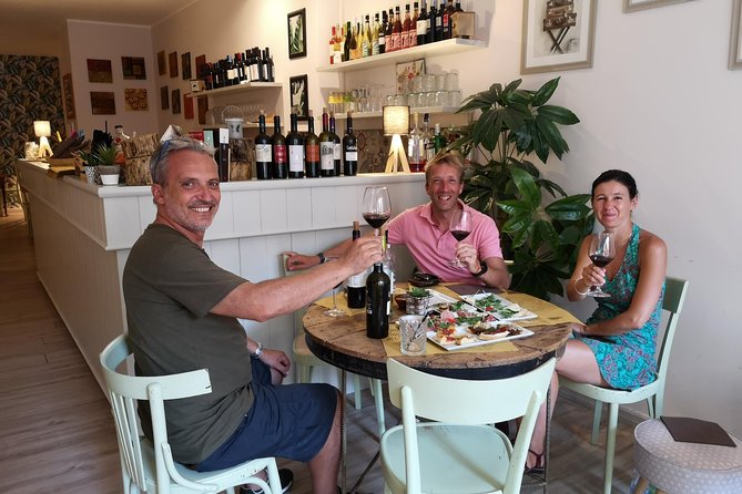 Wine and Food Tasting Experience in Lecce Old Town - Experience the Charm of Lecce Old Town