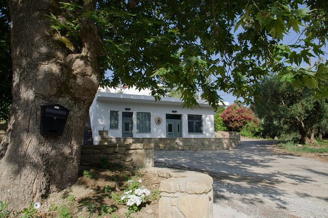 Wine Tasting: Meet the Cretan Vineyard at West Chania - Locally-sourced Delicacies and Wine Pairings