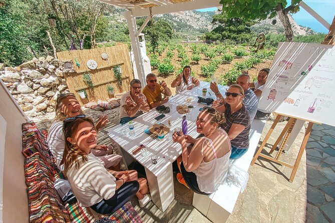 Wine Tasting Walk in Pini - Experience the Wine Tasting Walk