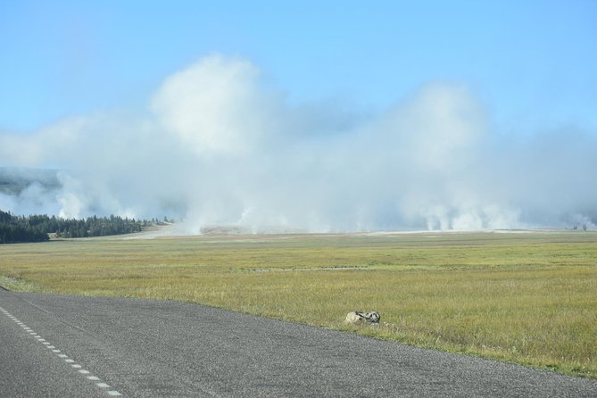 Yellowstone Western Tours - Tour Overview
