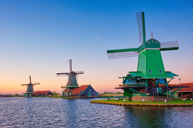 Zaanse Schans: Self-Guided City Walking Tour With Audio Guide - Date and Travelers