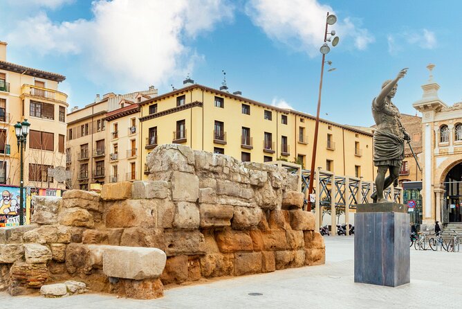 Zaragoza Scavenger Hunt and Sights Self-Guided Tour - Included Features and Services