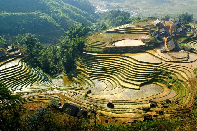 2-Day Amazing Sapa Trek With Sleeper Train From Hanoi - Overnight At Homestay - Itinerary Overview
