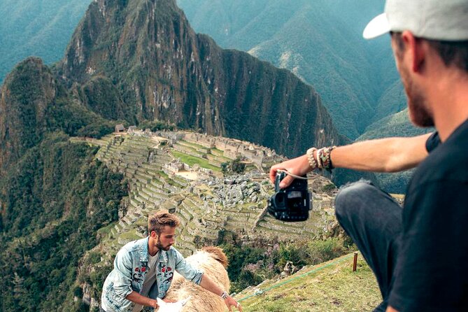 2-Day Guided Tour to Sacred Valley and Machu Picchu by Train