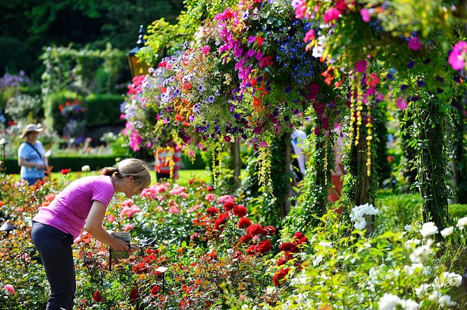 2-Day Victoria & Butchart Gardens Tour With Overnight at the Inn at Laurel Point - Pricing and Logistics