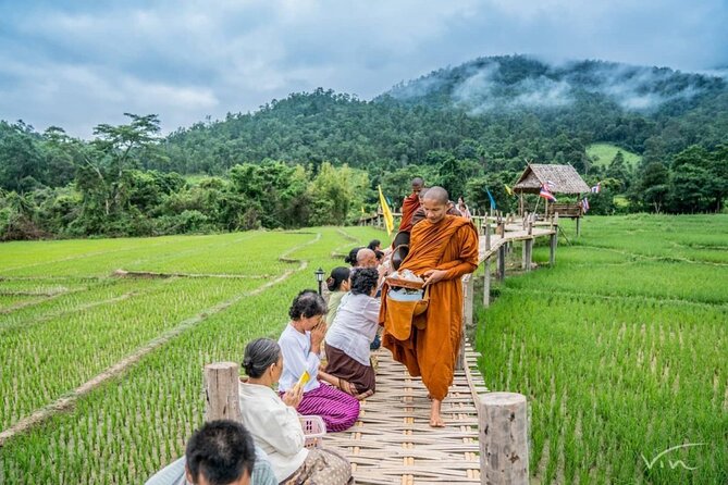 2 Days 1 Night Chiang Mai Pai Onsen, White Budha, Pai Canyon, Santichon Village